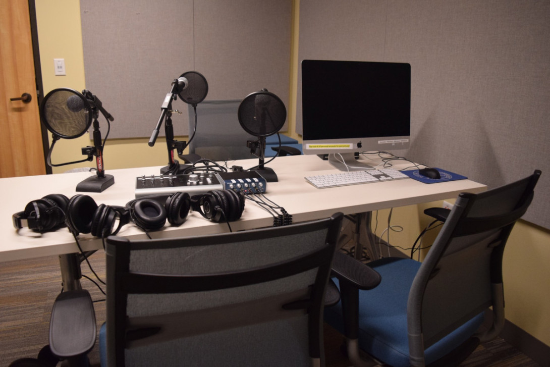 DMC Audio Studio Desk